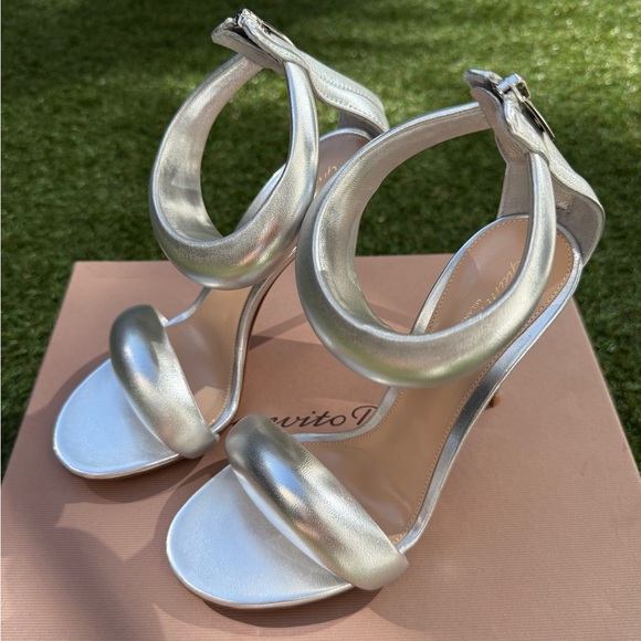 Gianvito Rossi Bijoux Silver Metallic Napa Leather Ankle Strap Heels Shoes 37.5 - Picture 6 of 12
